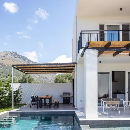 Vila Family Casa Filo Rosso With Private Pool , 200m To The *